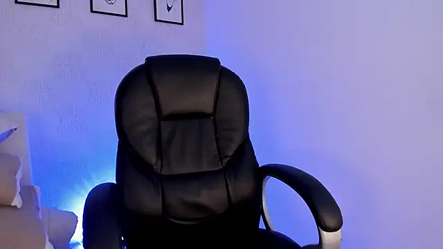 Dorianmistery2322  online show from 8, 10, 2025