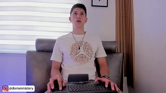 Dorianmistery2322  online show from 7, 3, 2026