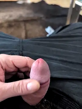 Deeptharot--001 online show from 4, 3, 2026