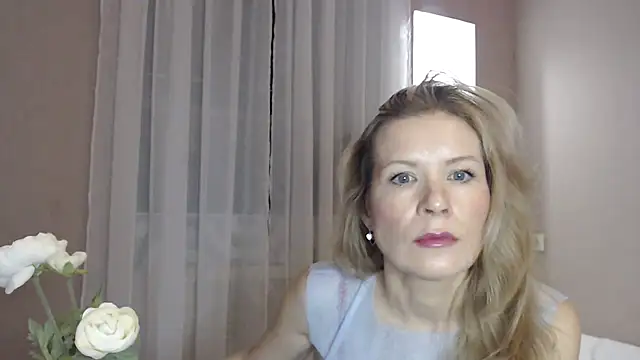 Juli julyyy online show from 1, 12, 2024