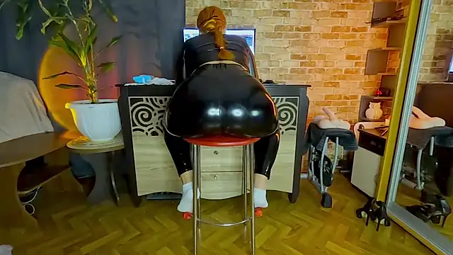 JosephinaBlack online show from 13, 2, 2026