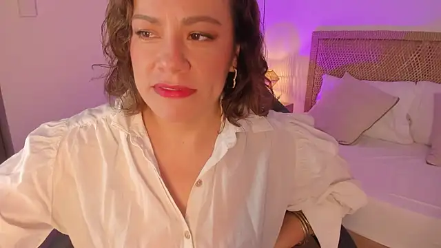 Snapshot of gipsela_gomez chatting on 20, 6, 2026 gipsela gomez online show from 20, 6, 2026