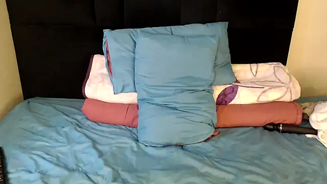 Busty-Londie online show from 13, 2, 2026