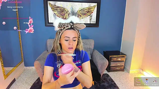 Snapshot of miacarperr1 chatting on 22, 3, 2025 miacarperr1 online show from 22, 3, 2025