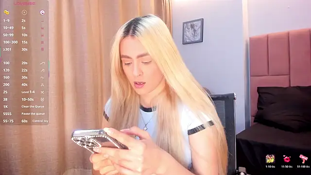 miacarperr1 online show from 30, 3, 2026