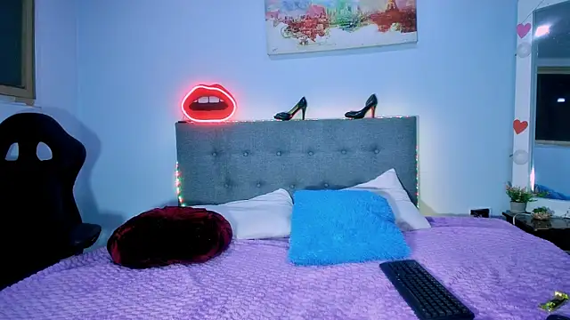 Amberx Sweet online show from 4, 6, 2026