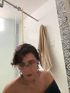 Snapshot of MireyaTorresGu chatting on 3, 10, 2025 MireyaTorresGu online show from 3, 10, 2025