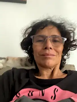 Snapshot of MireyaTorresGu chatting on 2, 12, 2025 MireyaTorresGu online show from 2, 12, 2025