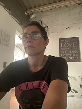 Snapshot of MireyaTorresGu chatting on 13, 7, 2026 MireyaTorresGu online show from 13, 7, 2026