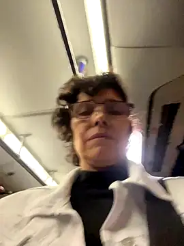 Snapshot of MireyaTorresGu chatting on 21, 9, 2025 MireyaTorresGu online show from 21, 9, 2025