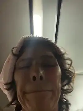 MireyaTorresGu online show from 19, 12, 2025