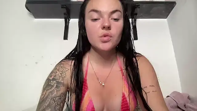 yorkshiregal online show from 6, 10, 2025