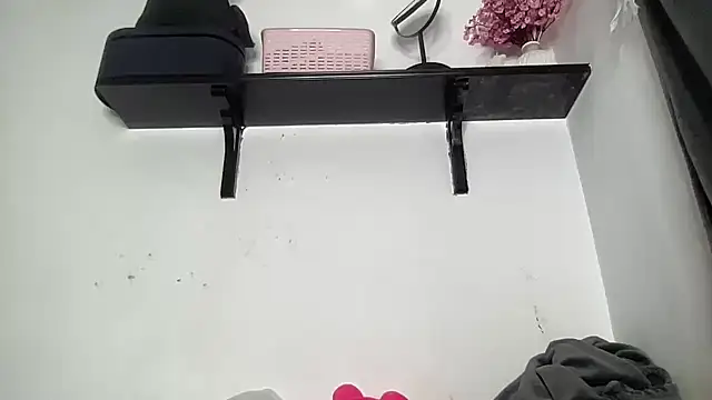 yorkshiregal online show from 7, 10, 2025