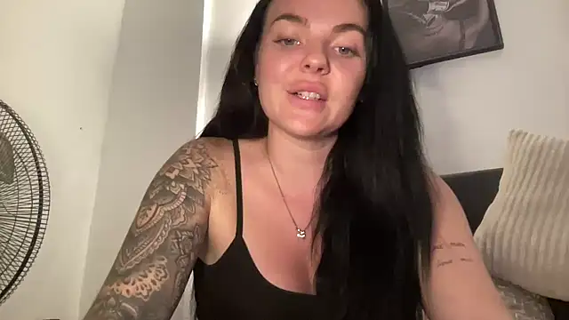 yorkshiregal online show from 12, 10, 2025