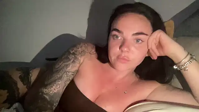Snapshot of yorkshiregal chatting on 2, 7, 2026 yorkshiregal online show from 2, 7, 2026