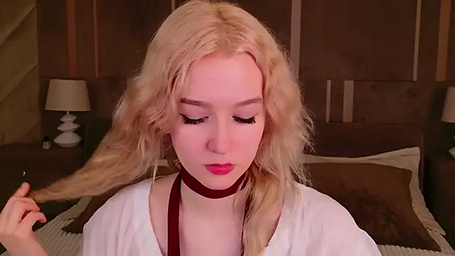 NaomiLoys online show from 22, 3, 2025