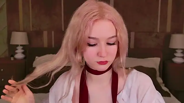 NaomiLoys online show from 18, 3, 2025