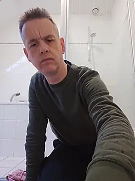 Hectorthyssen1 online show from 13, 2, 2026