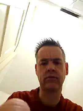 Hectorthyssen1 online show from 3, 3, 2025