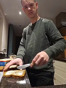 Hectorthyssen1 online show from 11, 2, 2026