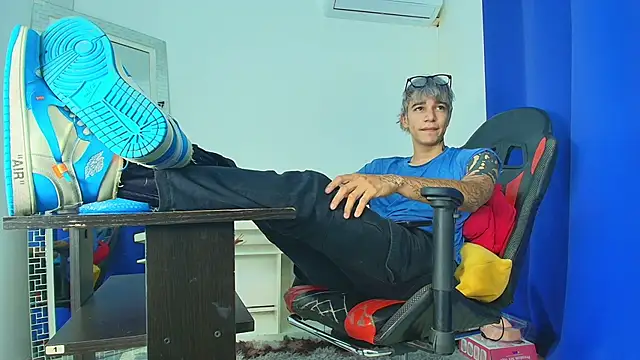 Zacktk7 online show from 6, 3, 2025