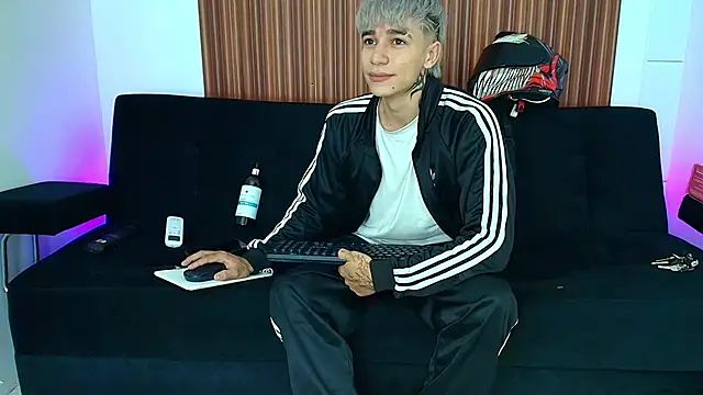 Zacktk7 online show from 7, 3, 2025