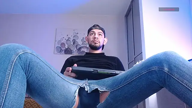 Bedobigcock online show from 4, 11, 2025