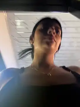 Snapshot of Baby_Niels chatting on 28, 11, 2025 Baby Niels online show from 28, 11, 2025