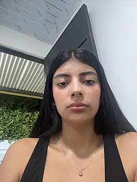 Snapshot of Baby_Niels chatting on 12, 11, 2025 Baby Niels online show from 12, 11, 2025