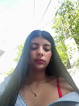 Snapshot of Baby_Niels chatting on 6, 10, 2025 Baby Niels online show from 6, 10, 2025