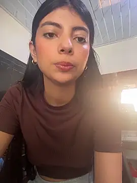 Snapshot of Baby_Niels chatting on 5, 11, 2025 Baby Niels online show from 5, 11, 2025