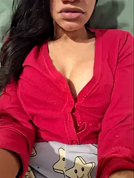 Snapshot of charllottebrasilian chatting on 2, 6, 2026 charllottebrasilian online show from 2, 6, 2026
