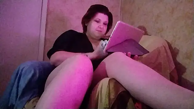 Snapshot of MalloryBartlett chatting on 25, 12, 2024 MalloryBartlett online show from 25, 12, 2024