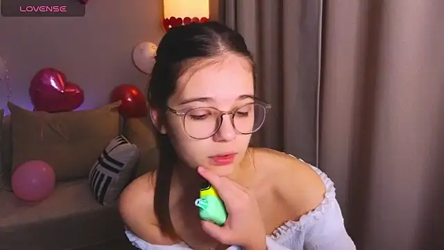 Leela sun online show from 6, 2, 2026