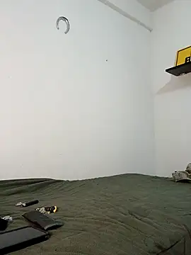 jhonyhot9292 online show from 11, 4, 2026