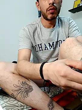 jhonyhot9292 online show from 18, 12, 2025