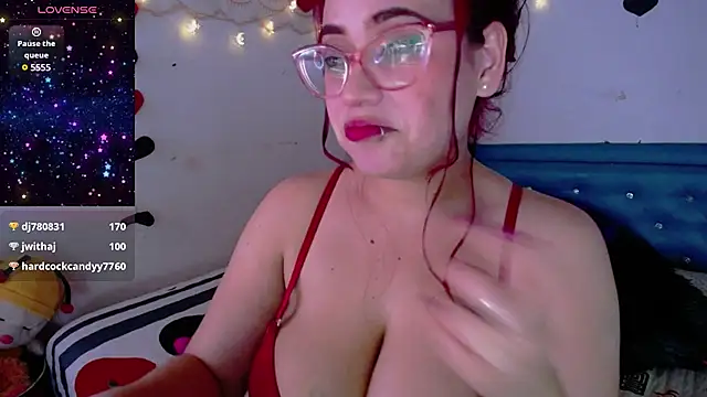 zarquita99 online show from 28, 2, 2025