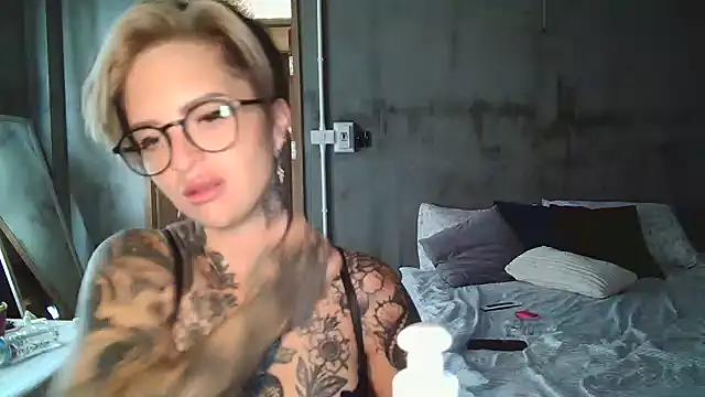 Alexandersonxo online show from 9, 2, 2025