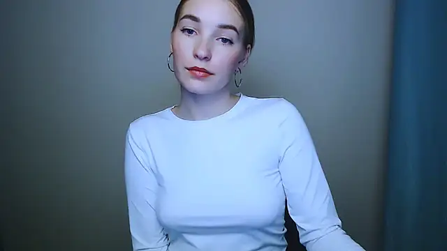 Queen ofLove online show from 27, 11, 2025