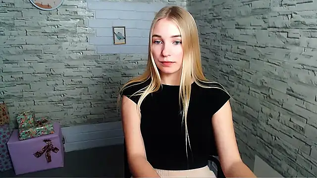 Queen ofLove online show from 12, 12, 2024