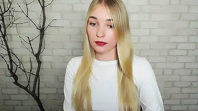 Queen ofLove online show from 7, 12, 2024