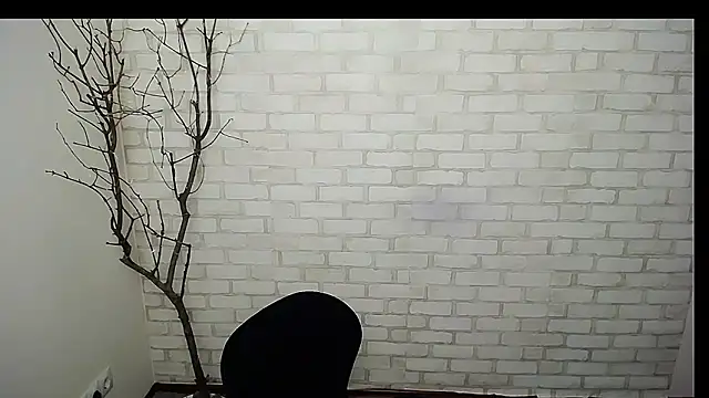 Queen ofLove online show from 14, 2, 2025