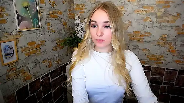 Queen ofLove online show from 18, 2, 2025