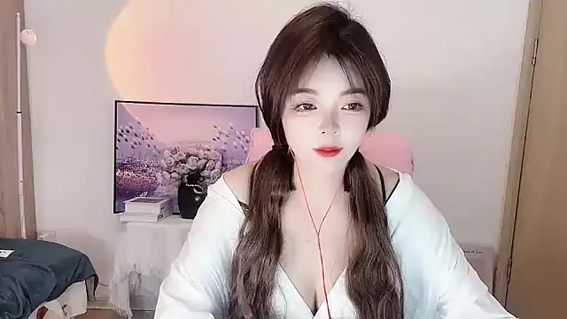 Mia-88-66 online show from 4, 12, 2024