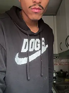 Ryan-hot online show from 24, 2, 2025