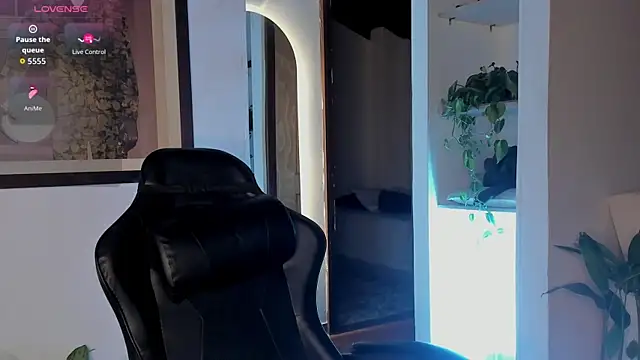 CherryyBrrr1 online show from 4, 12, 2025