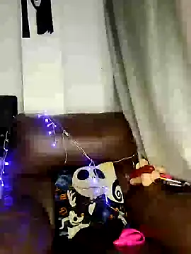 Snapshot of Tomihe_ chatting on 11, 12, 2024 Tomihe online show from 11, 12, 2024