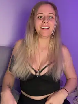 lunawolf21 online show from 14, 1, 2026