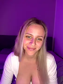 lunawolf21 online show from 26, 11, 2025