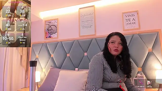 Snapshot of isabella_walton chatting on 5, 2, 2026 isabella walton online show from 5, 2, 2026